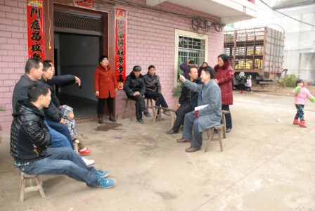 打造藥業“航母” 關注國計民生——記全國政協委員、仁和集團董事長楊文龍